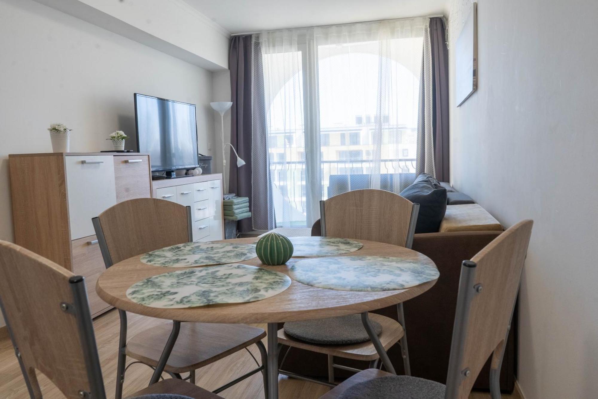 Seaforth Apartment Siofok Dış mekan fotoğraf